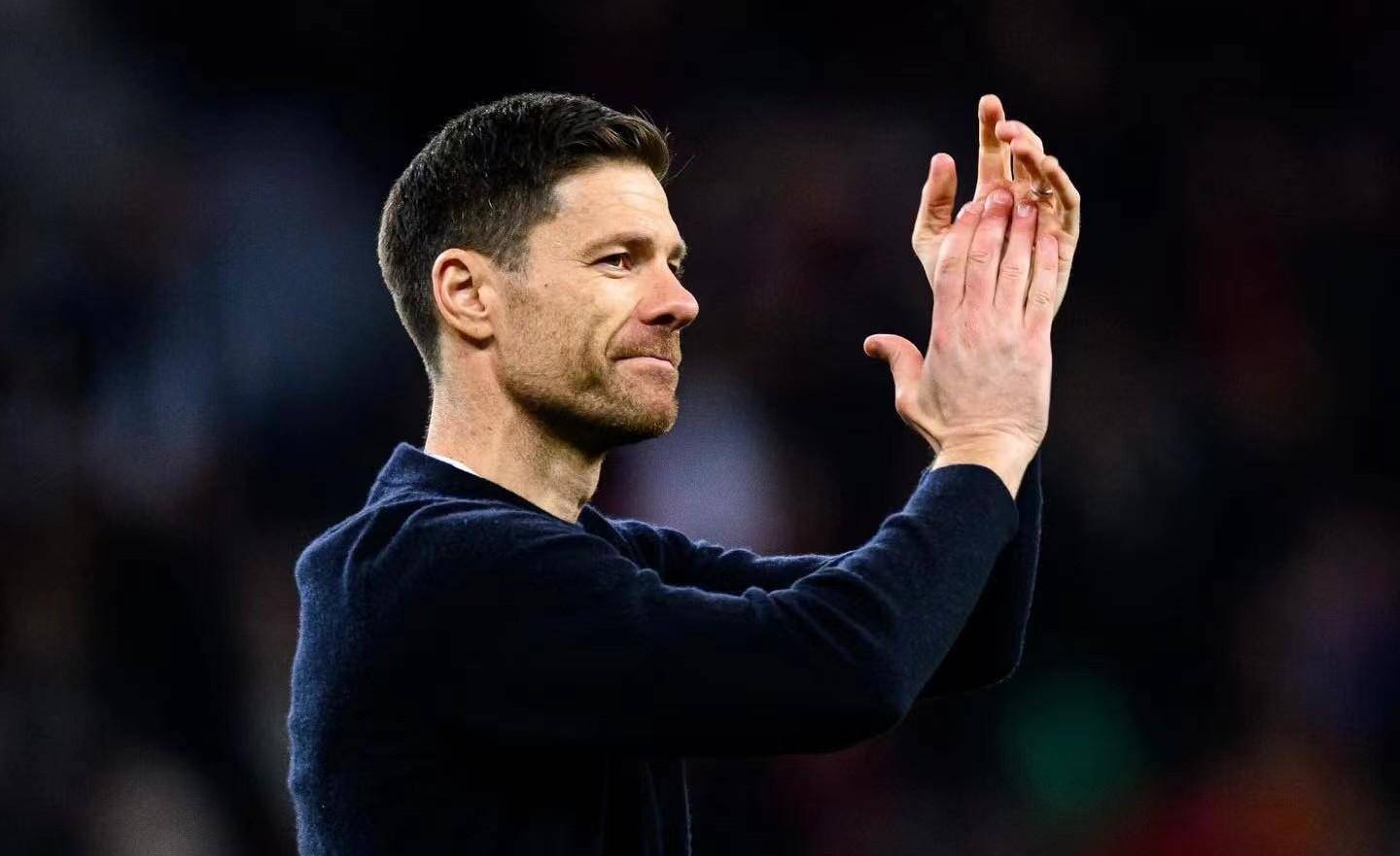 转会期体能课后,本菲卡扳平良机备战意甲,管理层满意,心理建设被强调-爱博娱乐网站