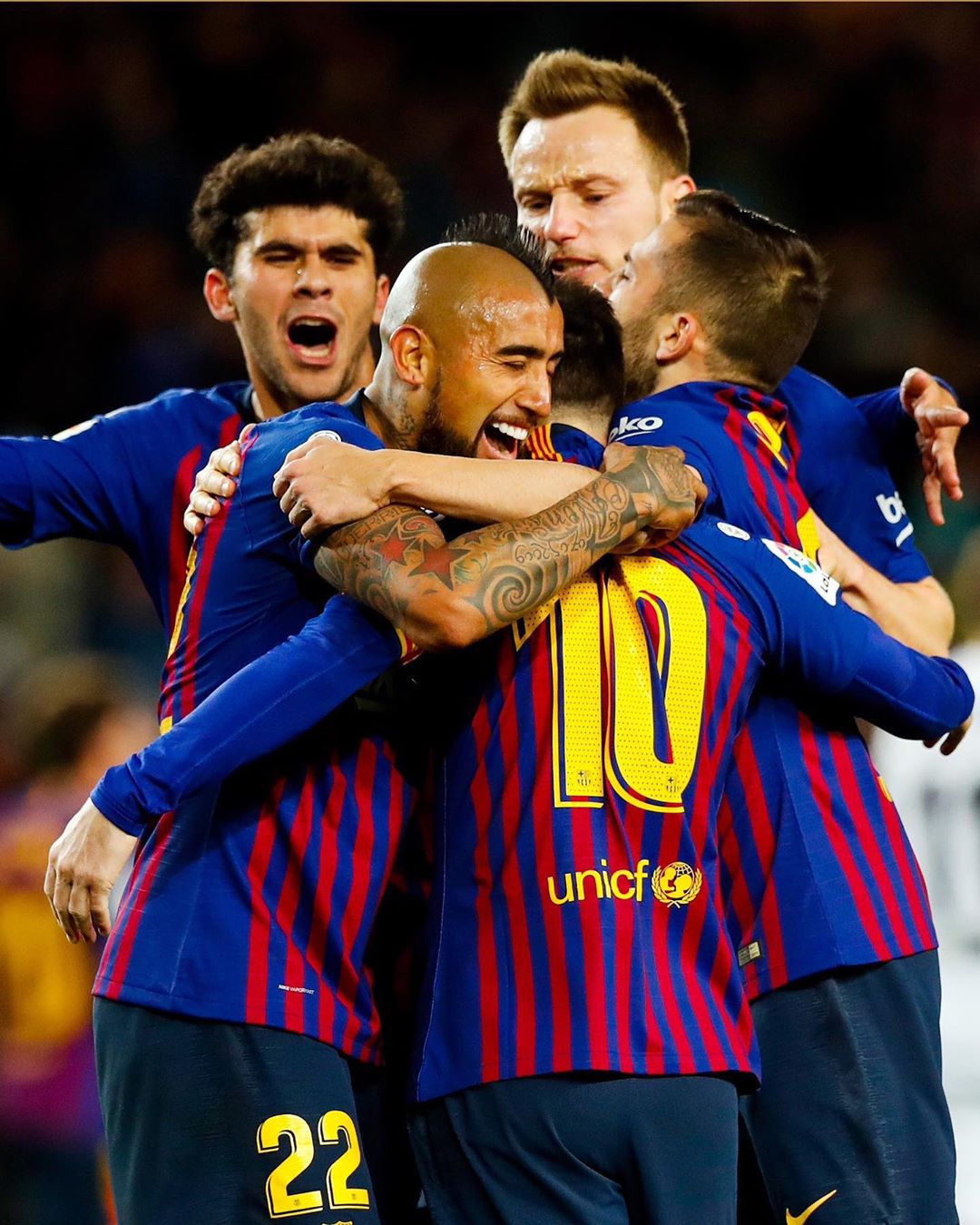  欧篮联赛篮球直播回放 -爱博体育