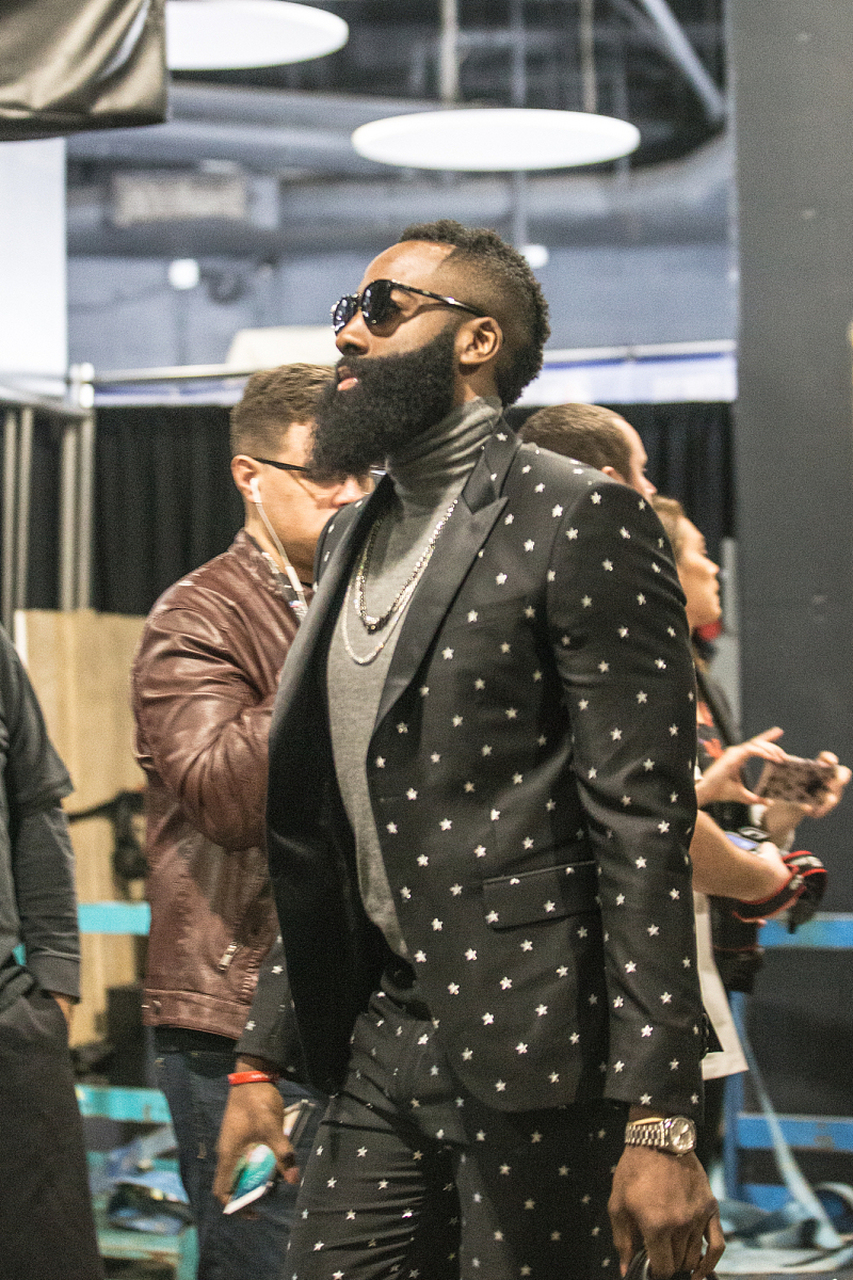 风云突变纽约尼克斯赛后遗憾出局，欧冠版图或变，底气十足，阵容厚度经受考验的简单介绍