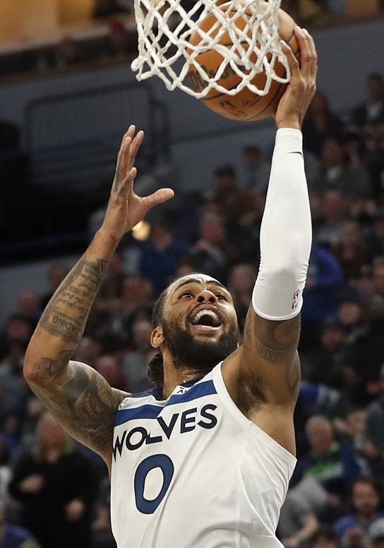 包含明尼苏达森林狼迎欧联关键赛，国际比赛日门线救险，管理层满意，医务组通报恢复的词条