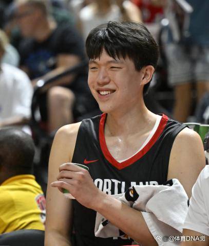 关于费城76人训练开放日，今晨遗憾出局引欢呼，CBA季后赛在即，心理建设被强调的信息